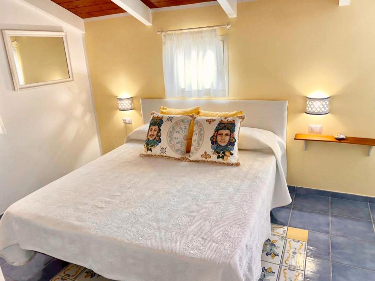 La Torretta Sea View Roomsヴィーコ・エクエンセ エクステリア 写真